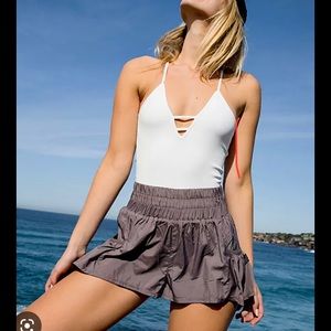 NWOT Free people get your flirt on shorts